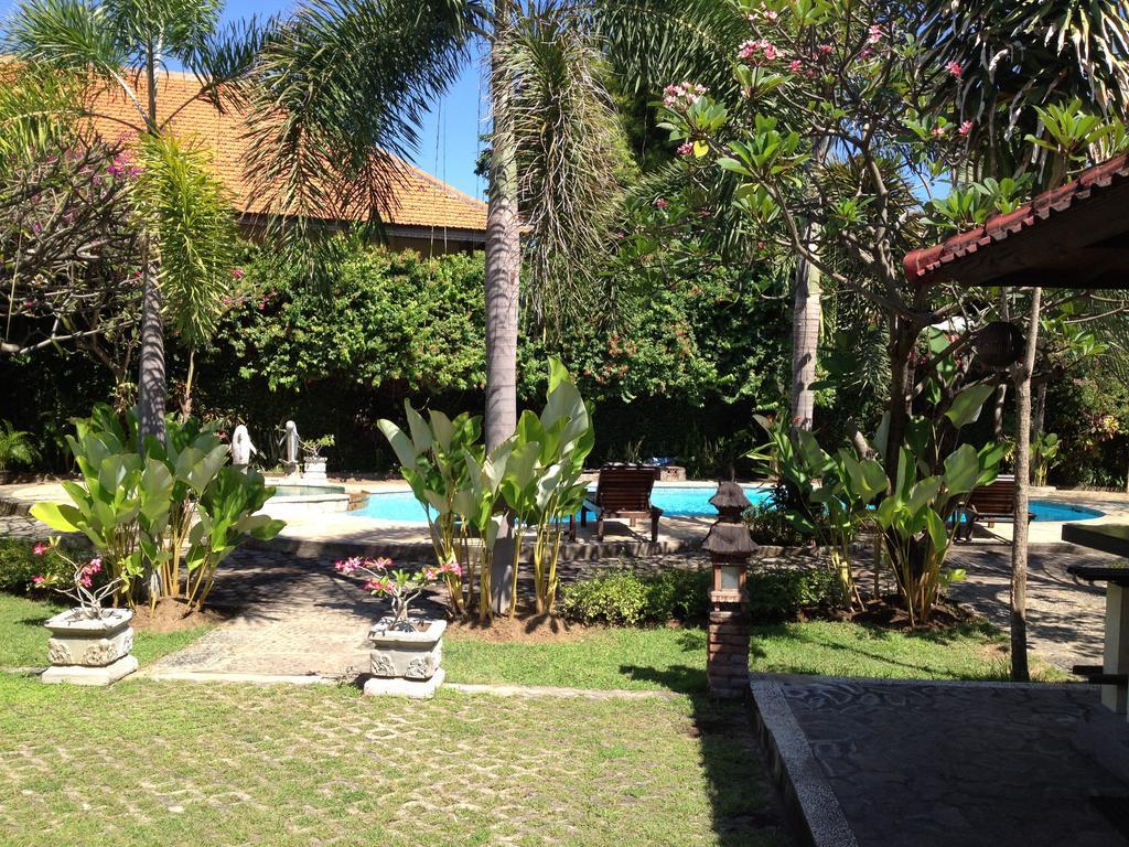 Astina Hotel Lovina  Ngoại thất bức ảnh