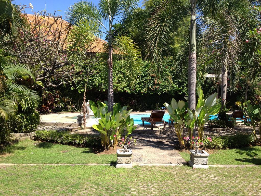 Astina Hotel Lovina  Ngoại thất bức ảnh