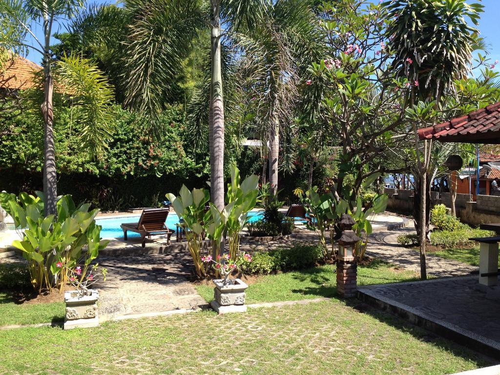 Astina Hotel Lovina  Ngoại thất bức ảnh
