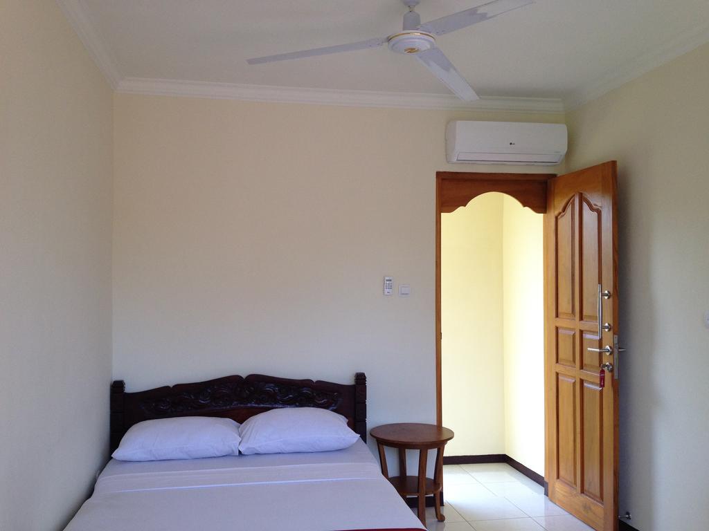 Astina Hotel Lovina  Ngoại thất bức ảnh
