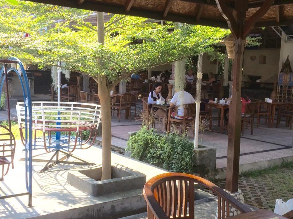 Astina Hotel Lovina  Ngoại thất bức ảnh